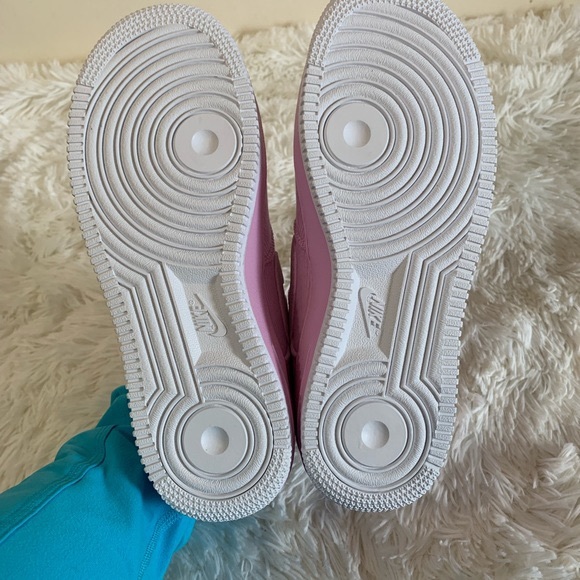 Nike Air Force 1 Low Sneakers - Picture 6 of 7